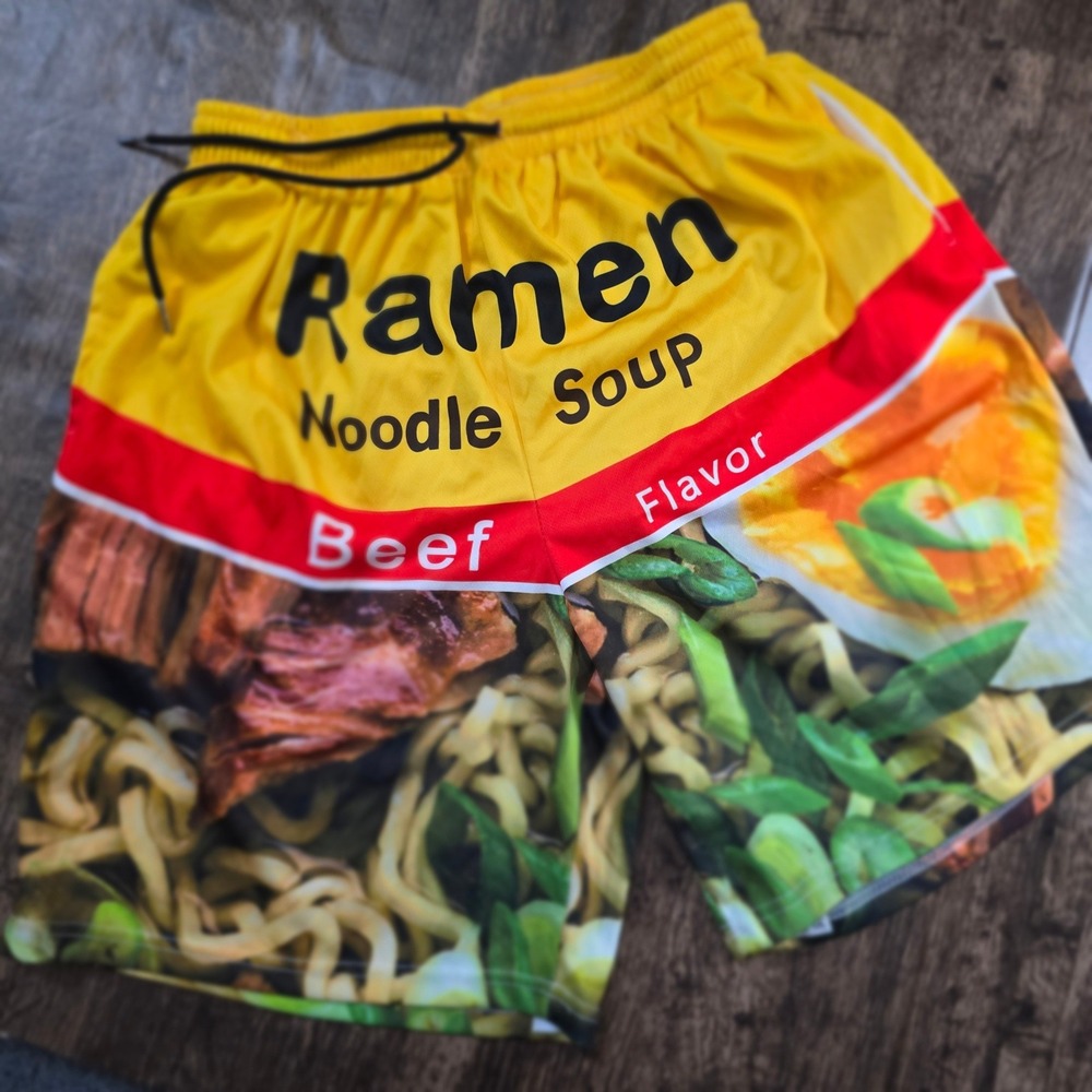 UNBRANDED Ramen Noodle Soup Shorts Mens XL Yellow Excellent‎ Beef Flavor Graphic